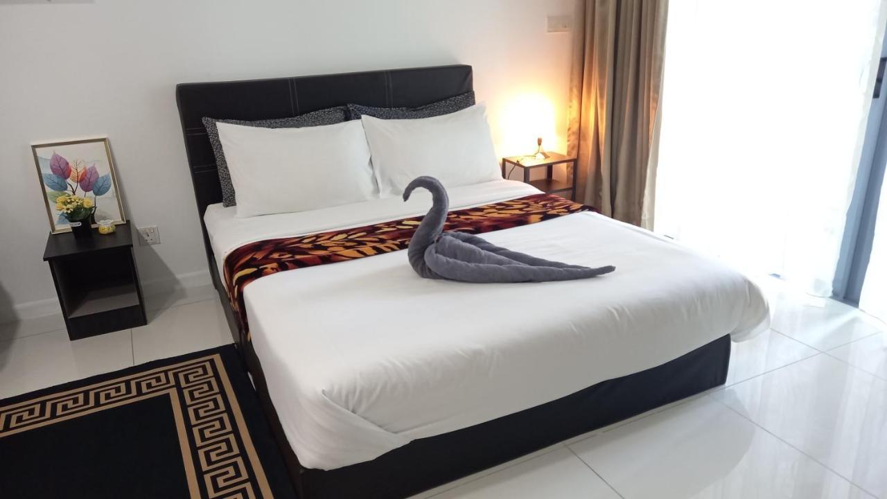 Summer Suites Klcc By Malenehom Kuala Lumpur Luaran gambar